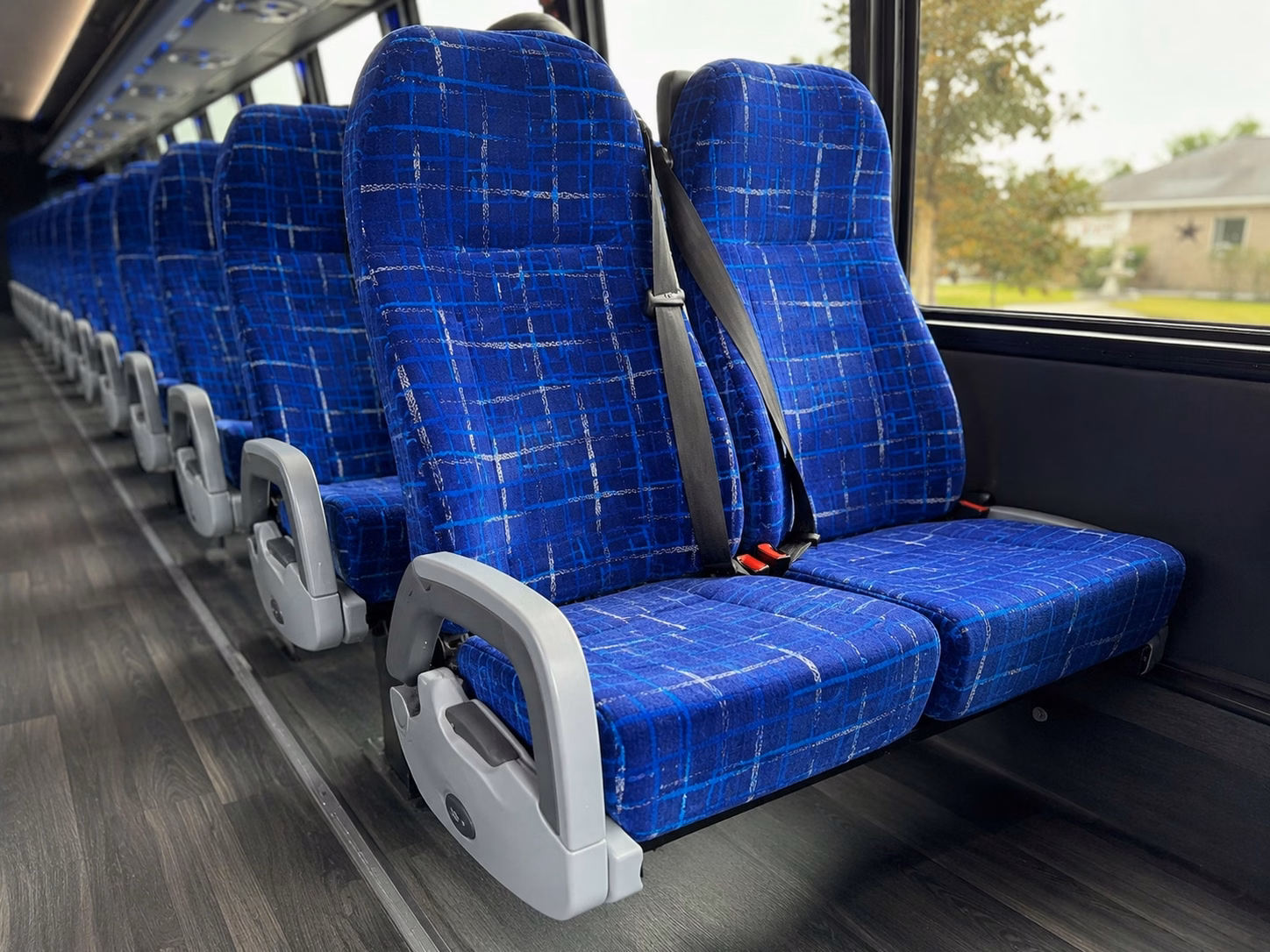 multi day charter bus packages for fontana groups traveling across california